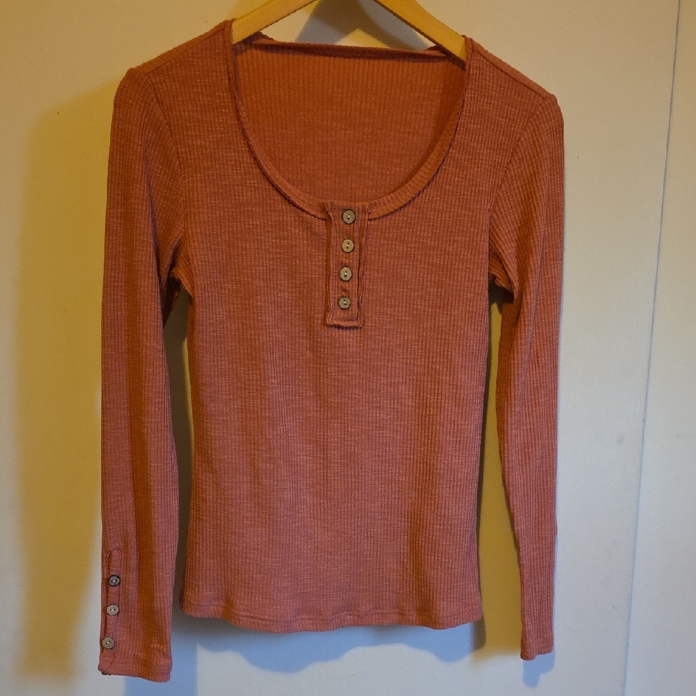 Women's Ribbed Henley Top - Rust